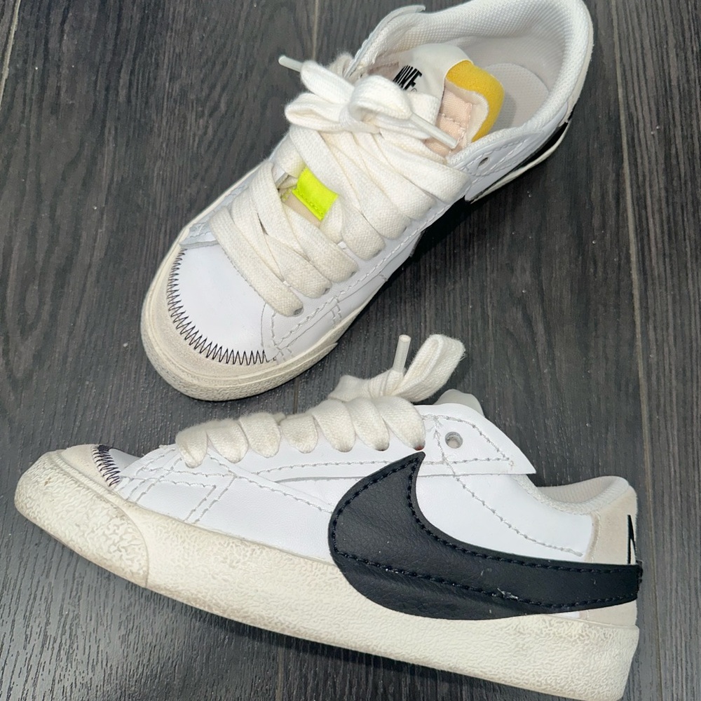 Nike Low Blazers - Picture 6 of 6
